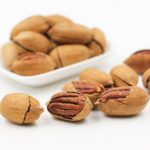 calories in pecan nuts